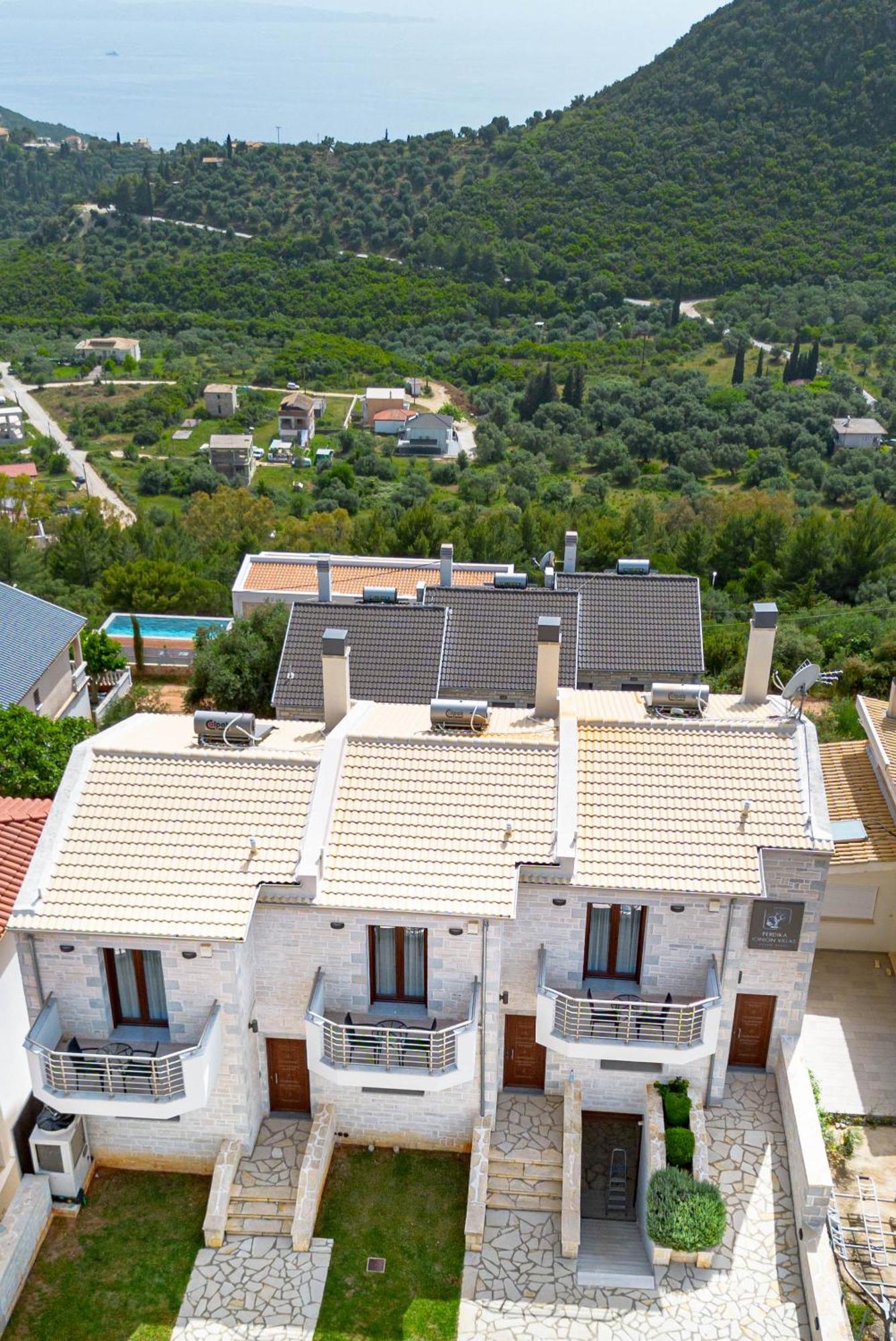 Perdika Ionion Villas Esterno foto